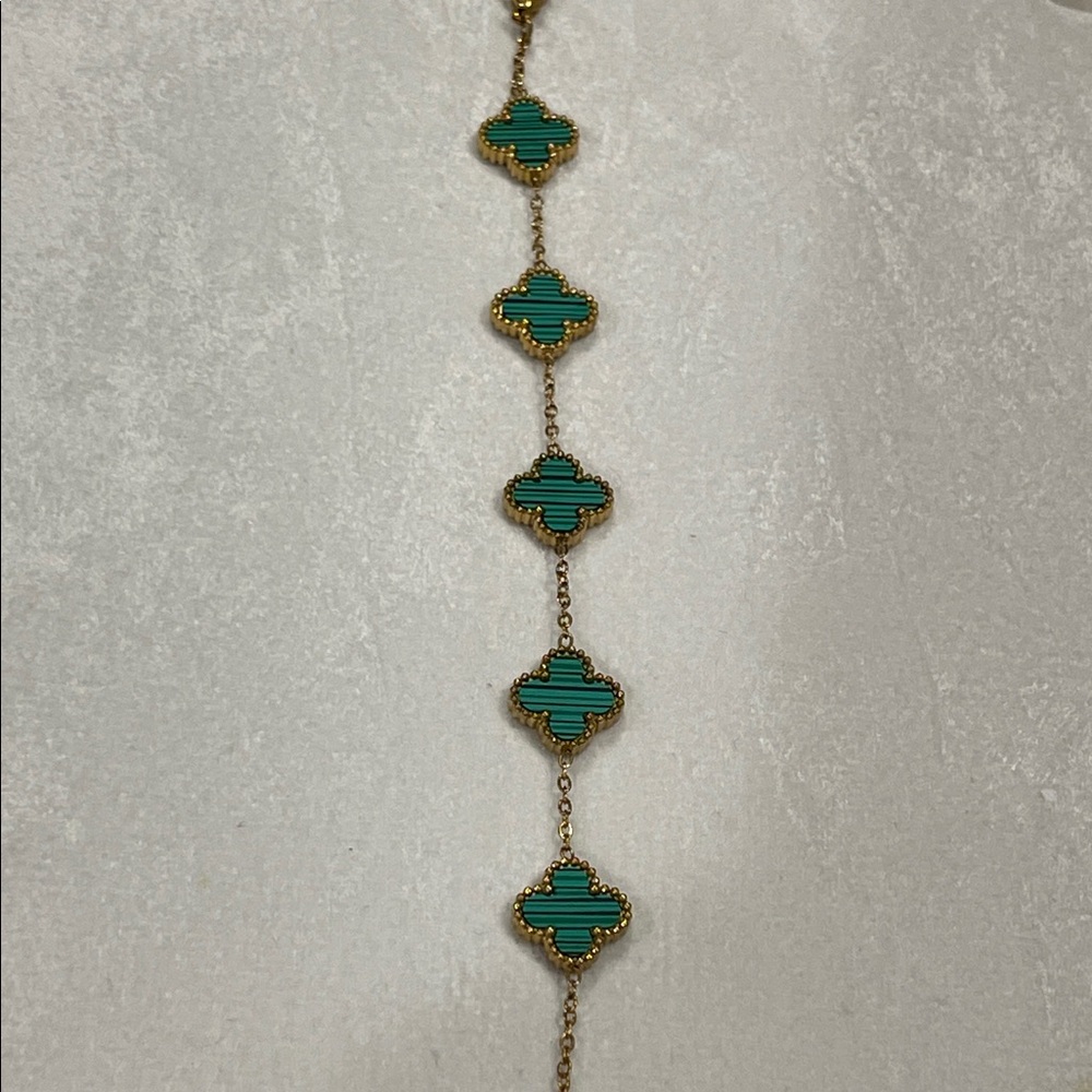 Chic Gold and Teal Clover Bracelet - Picture 3 of 5